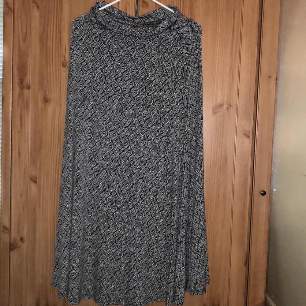 💎💎💎 3/$20 LuLaRoe maxi skirt